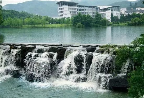 除甲醛加盟不要擔(dān)心，用心做好創(chuàng)業(yè)中的每件事