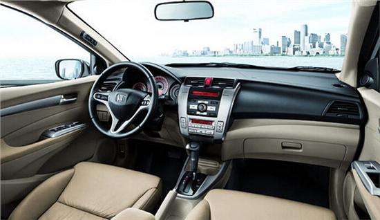 車內(nèi)空氣污染來源哪里及除甲醛最有效方法 車內(nèi)空氣污染來源哪里及除甲醛最有效方法