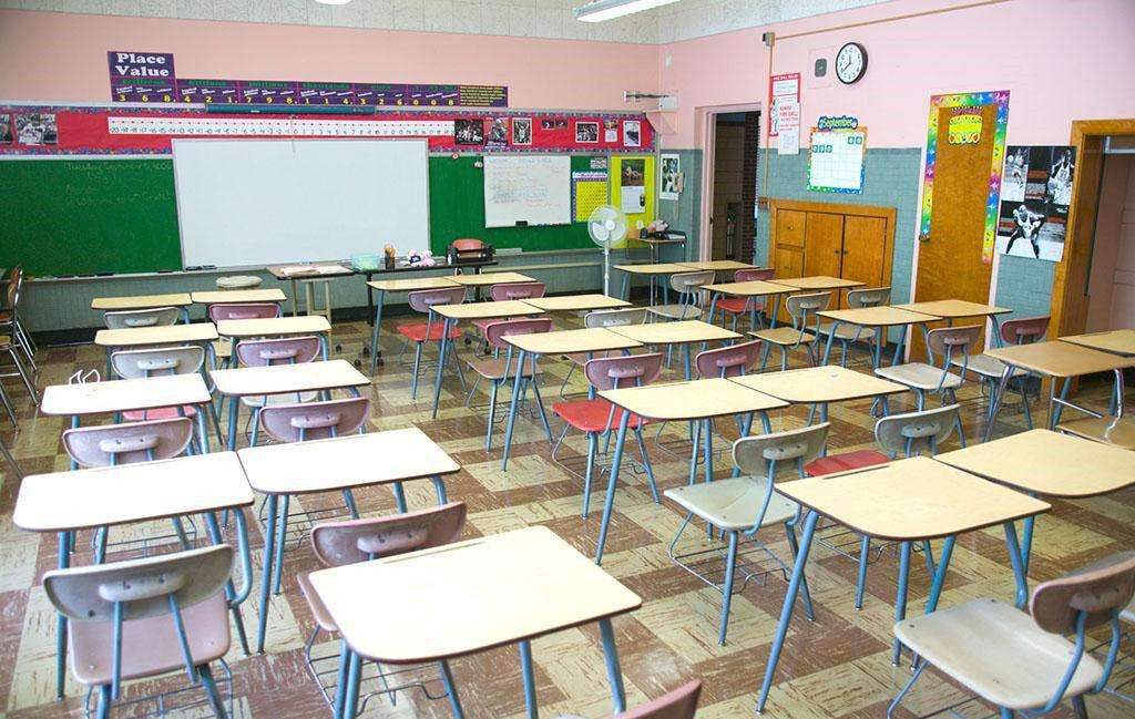 首例小學生教室裝修后病亡 校方判賠42萬 首例小學生教室裝修后病亡 校方判賠42萬