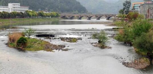 環(huán)保產(chǎn)業(yè)步入黃金時代 綠色發(fā)展建設(shè)加快 環(huán)保產(chǎn)業(yè)步入黃金時代 綠色發(fā)展建設(shè)加快