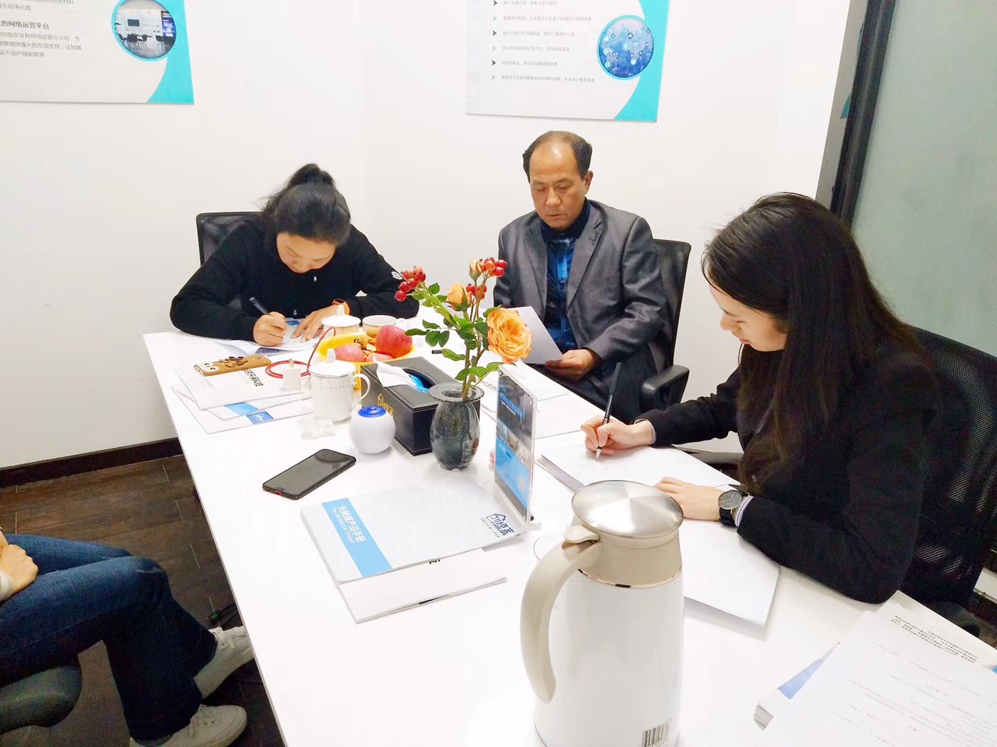 熱烈祝賀李總簽約創(chuàng)綠家撫州市區(qū)級代理！