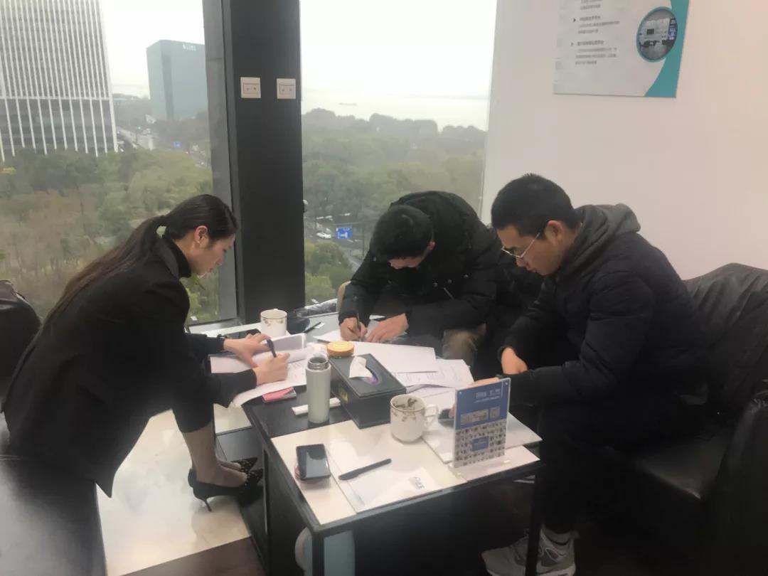 熱烈祝賀曾總、代總簽約創(chuàng)綠家四川省德陽市區(qū)級代理！