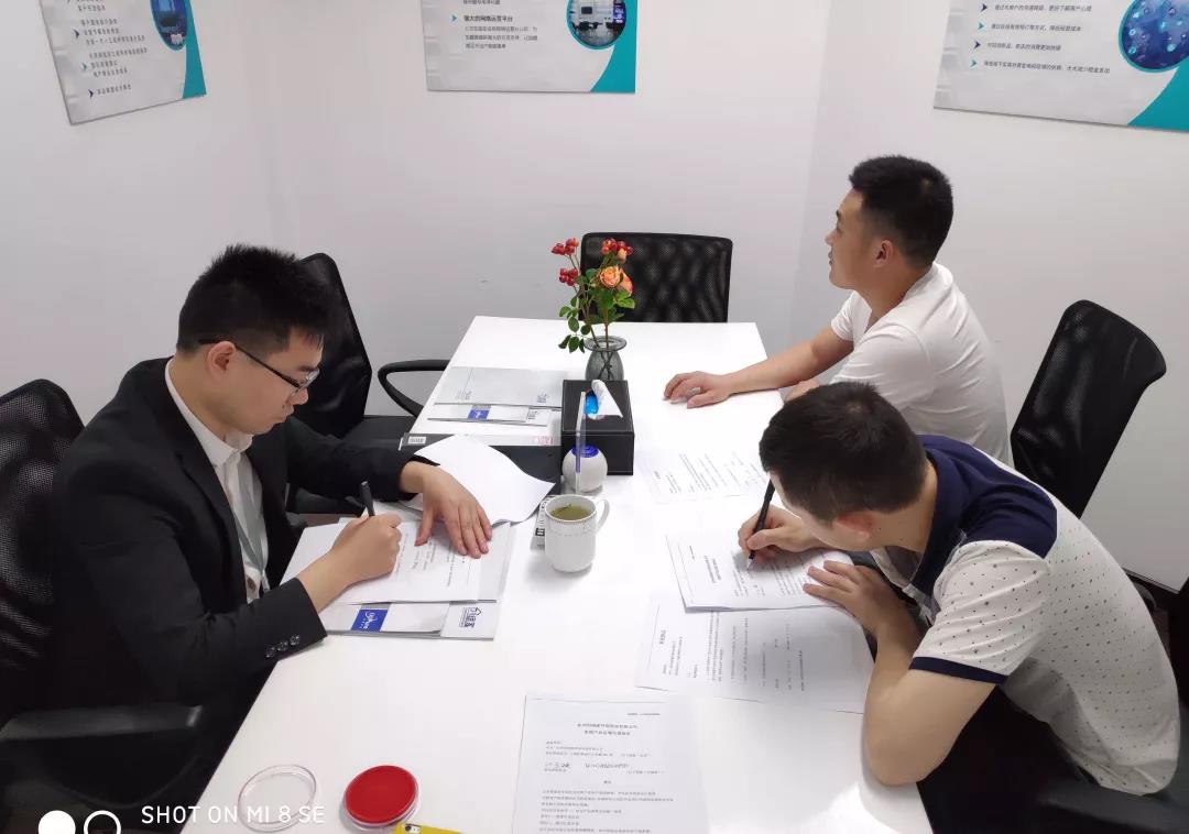 熱烈祝賀王總簽約創(chuàng)綠家江蘇省常州市區(qū)級代理！