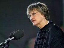 十分鐘閱讀 | 哈佛校長演講：先到你想去的地方，然后再到你應該去的地方。