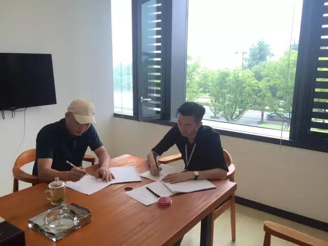 熱烈祝賀重慶兩江新區(qū)李總成功加入創(chuàng)綠家！