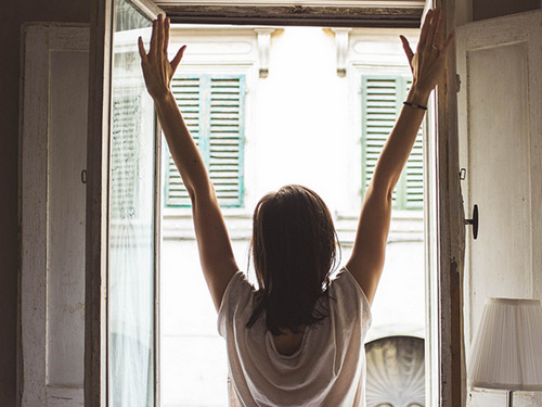 喜遷新居，母子卻因此雙雙“中招”，裝修后除甲醛這件事，想必您也會(huì)中招！