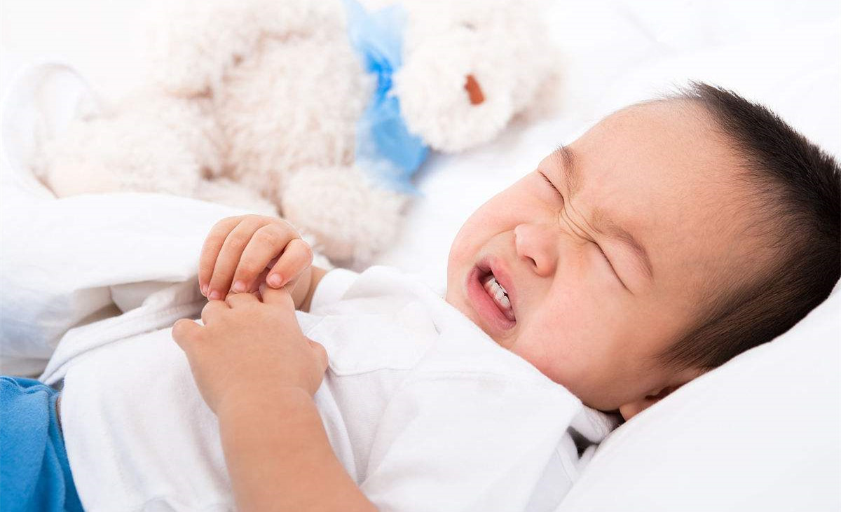 買來有環(huán)保證書的兒童床，回家卻甲醛超標幾倍，家長遇到想打人！